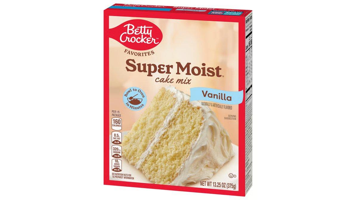 Betty Crocker Super Moist Vanilla Cake Mix (13.25 oz) - Image 3