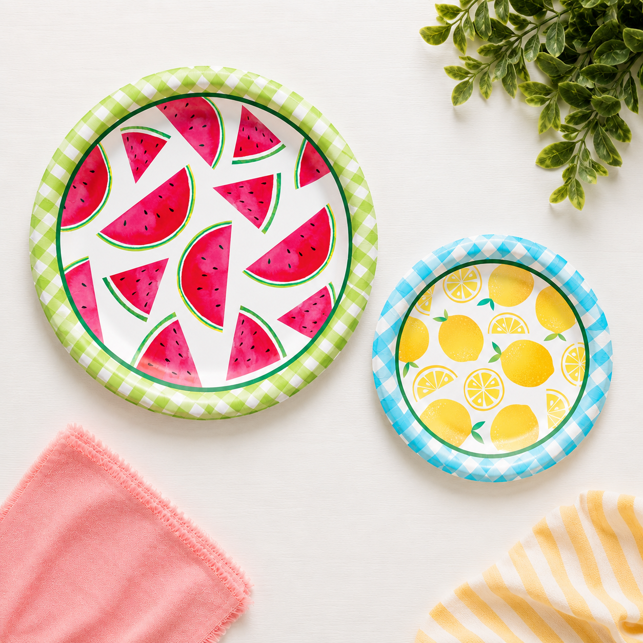 Summer Squeeze Paper Plates. 8ct