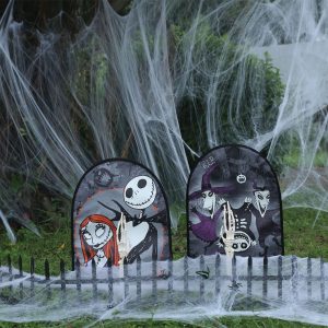 The Nightmare Before Christmas Graveyard Scene Kit 15pc