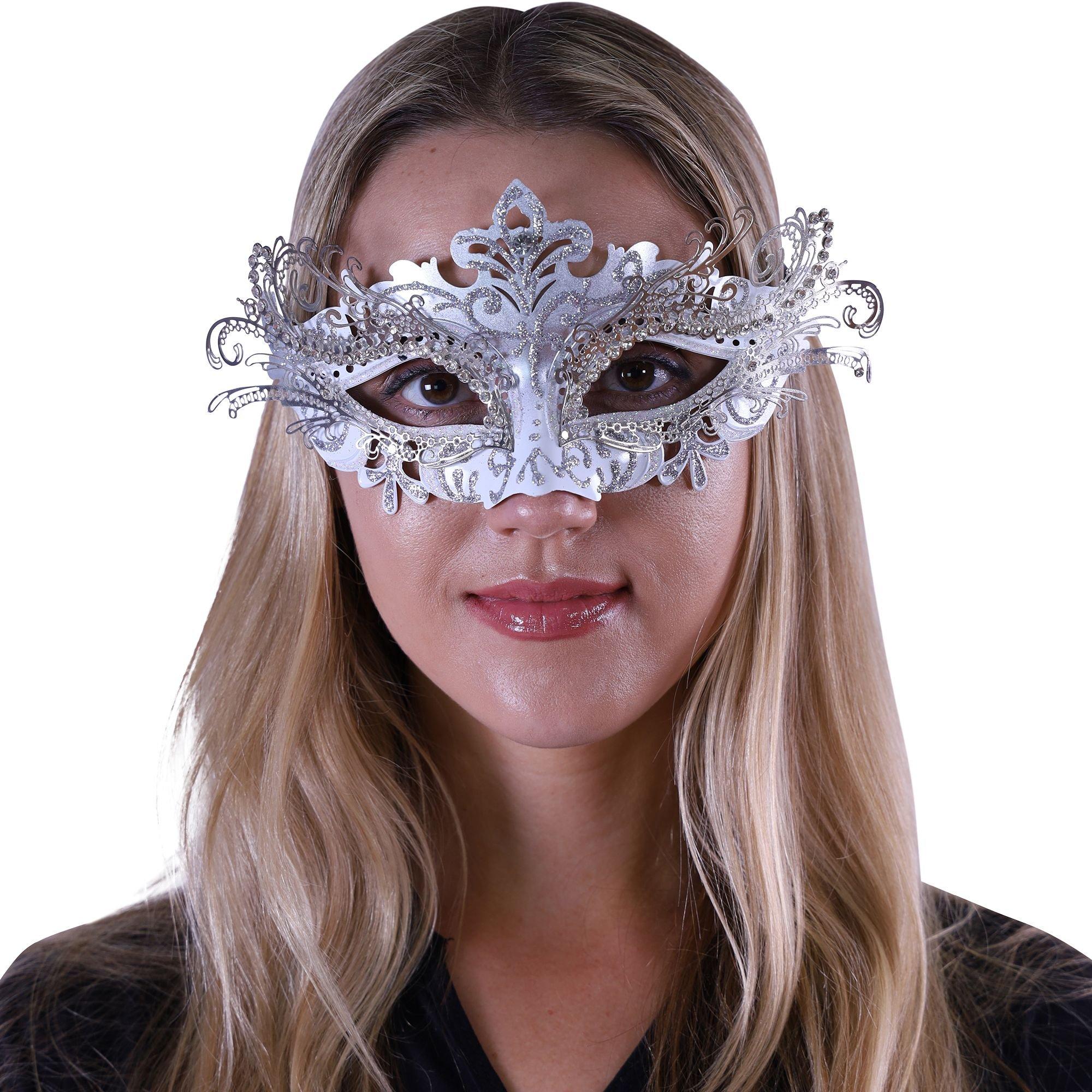 Silver Swan Masquerade Mask - Image 2