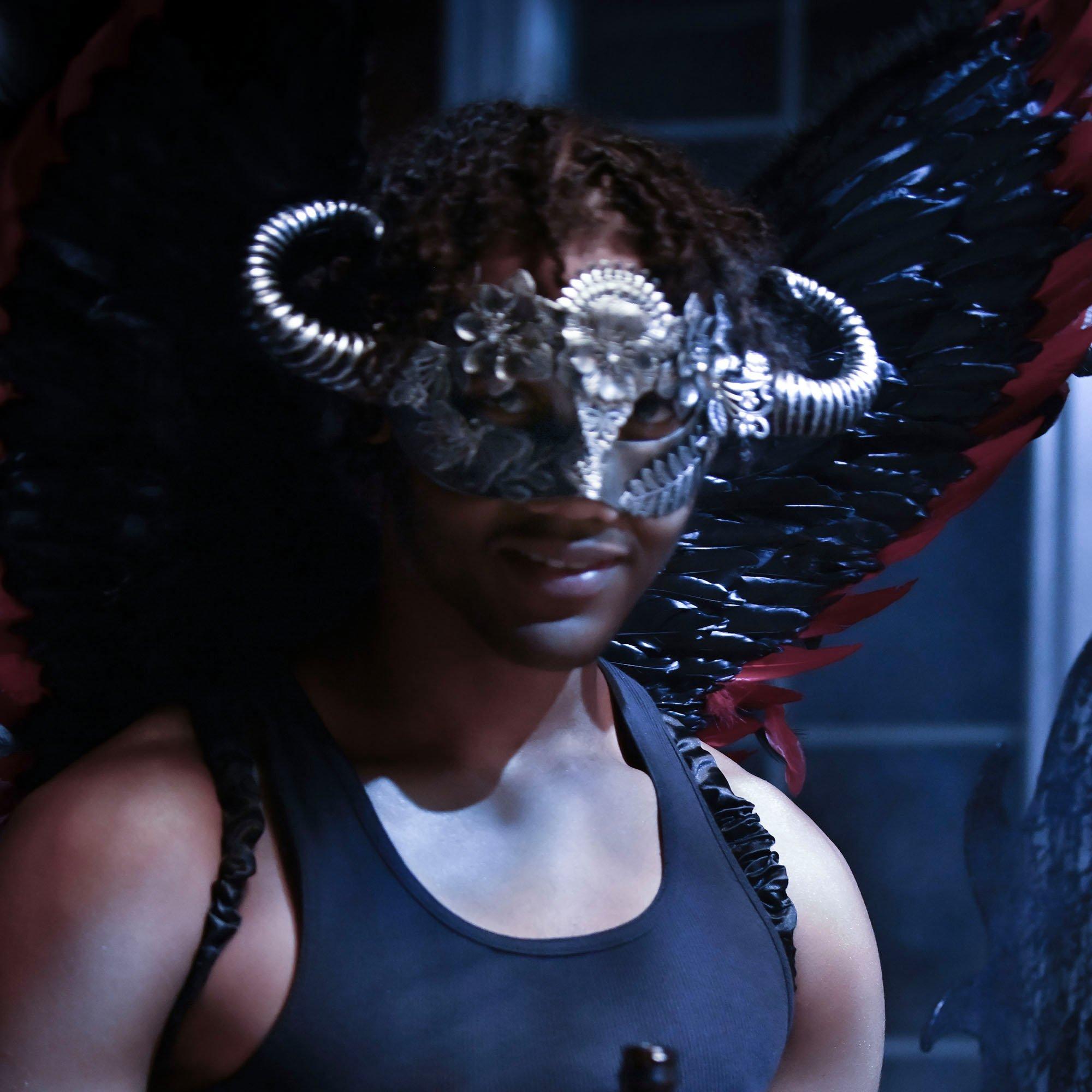 Horned Silver Satyr Masquerade Mask - Image 4